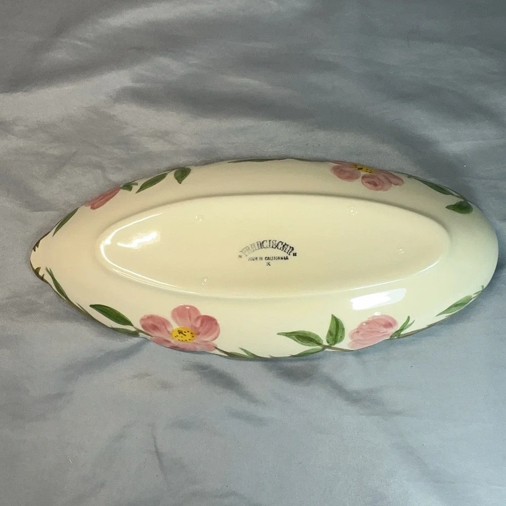 Franciscan Desert Rose Gravy Boat, Set of‎ Salt & Pepper Shakers, Relish Tray